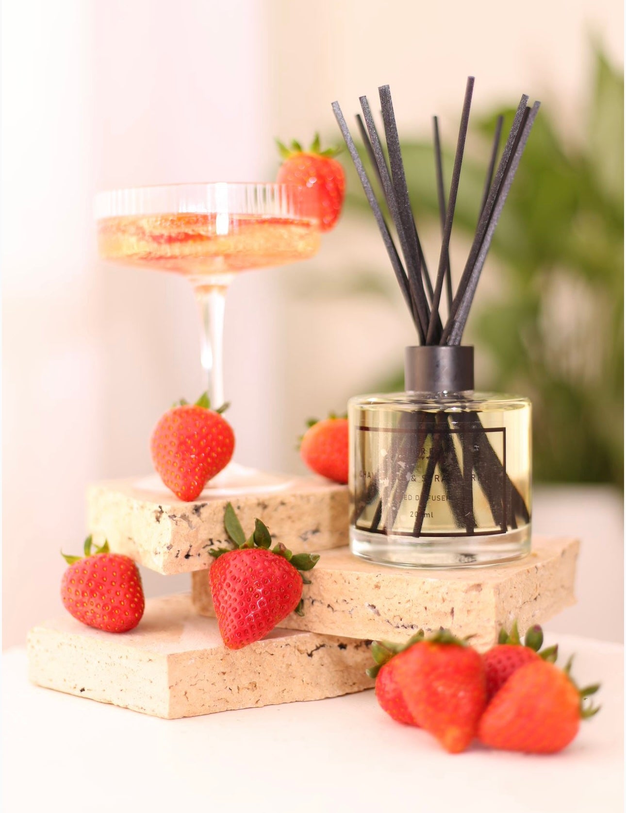 Champagne & Strawberries Home Fragrance